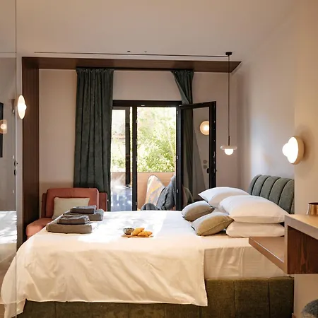 Appartement φustiki Karpenísion